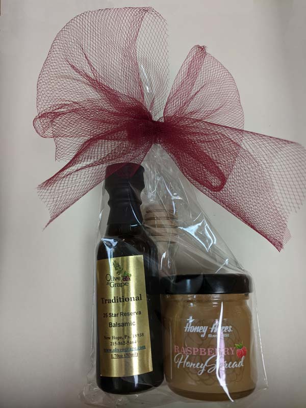 Honey and balsamic wedding favor